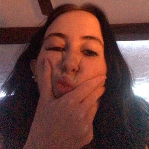 Meet your Posher, Mallory